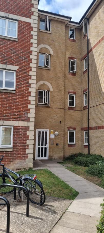 Very Nice Two Bedroom Apartment In London Exterior foto